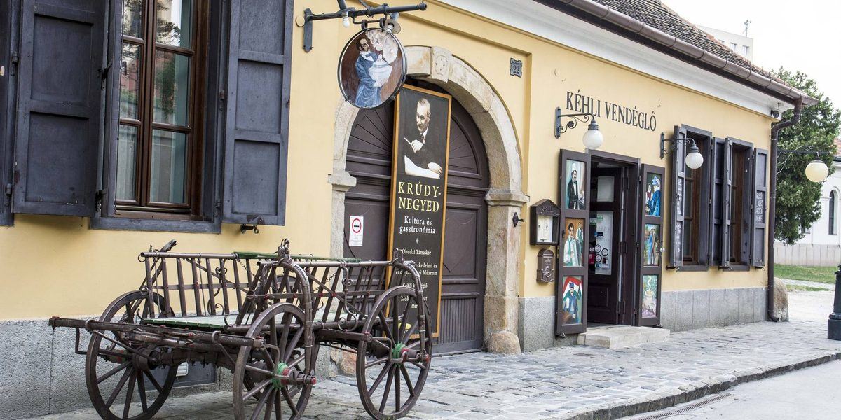Kéhli Vendéglő – tradicionális magyar étterem 1899 óta, Budapest III. kerület, Mókus utca